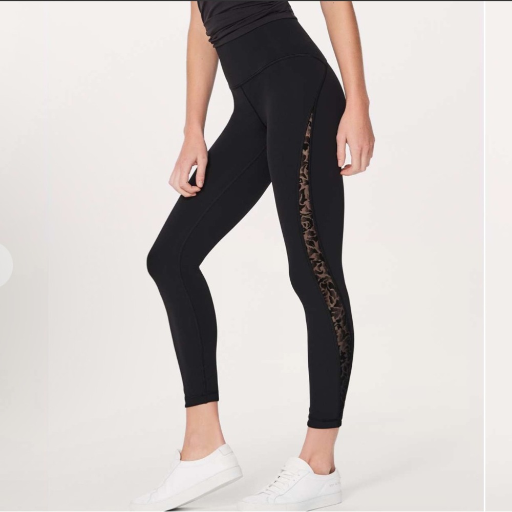 Lululemon- Sz 10- HR Meant to Move 7/8th Leggings- Black ✨Flocked✨